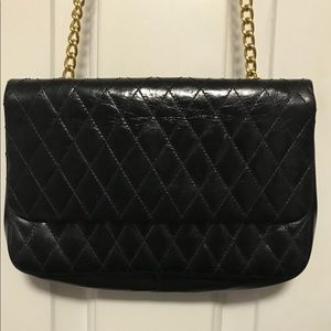 Vtg. Bruno Magli Leather Quilted Crossbody Purse🌲
